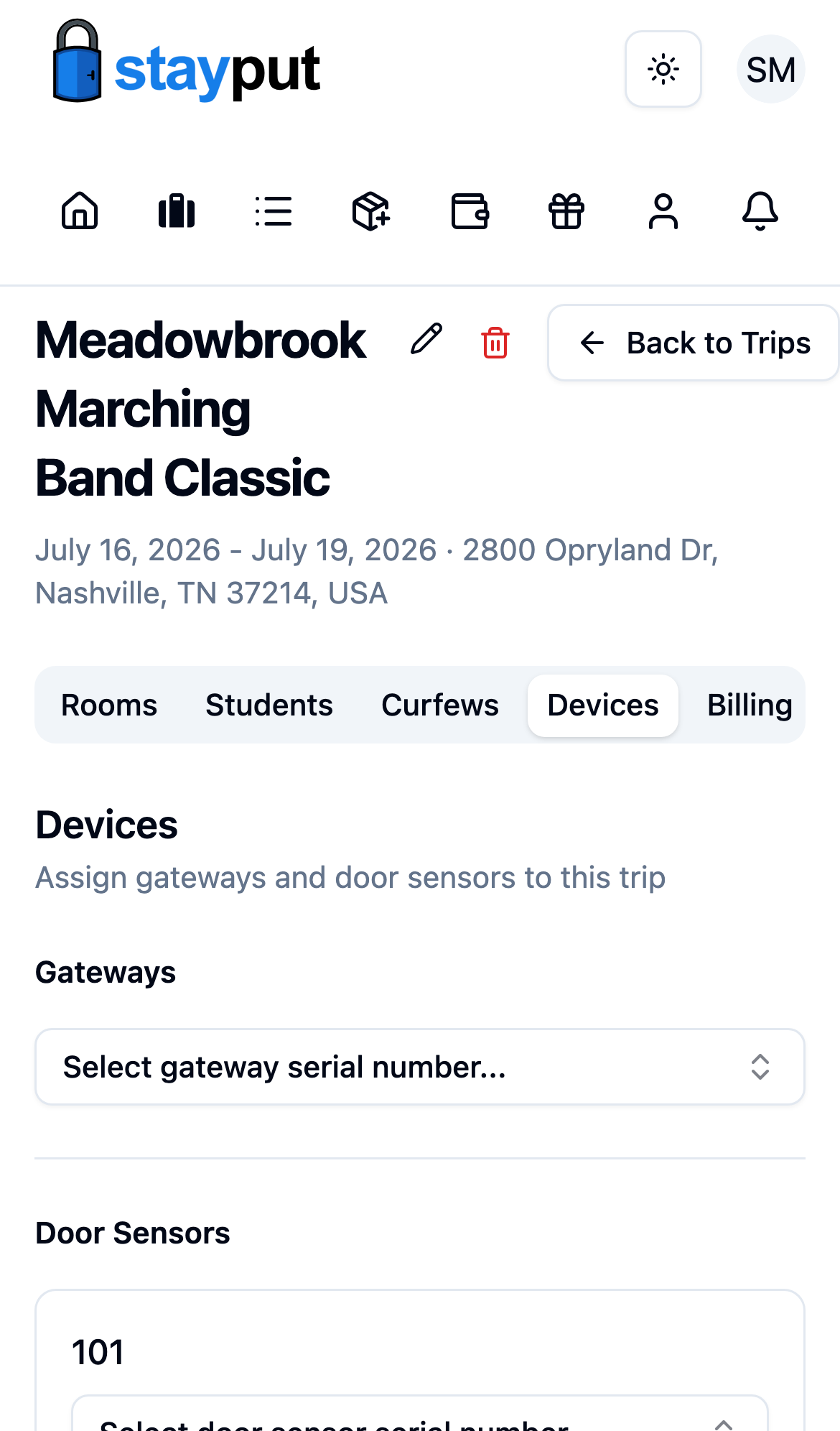 The Devices tab with the gateway serial number dropdown (mobile)
